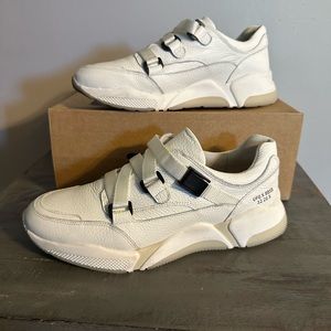 Women’s Bella Bullboxer sneaker white leather Sz.11